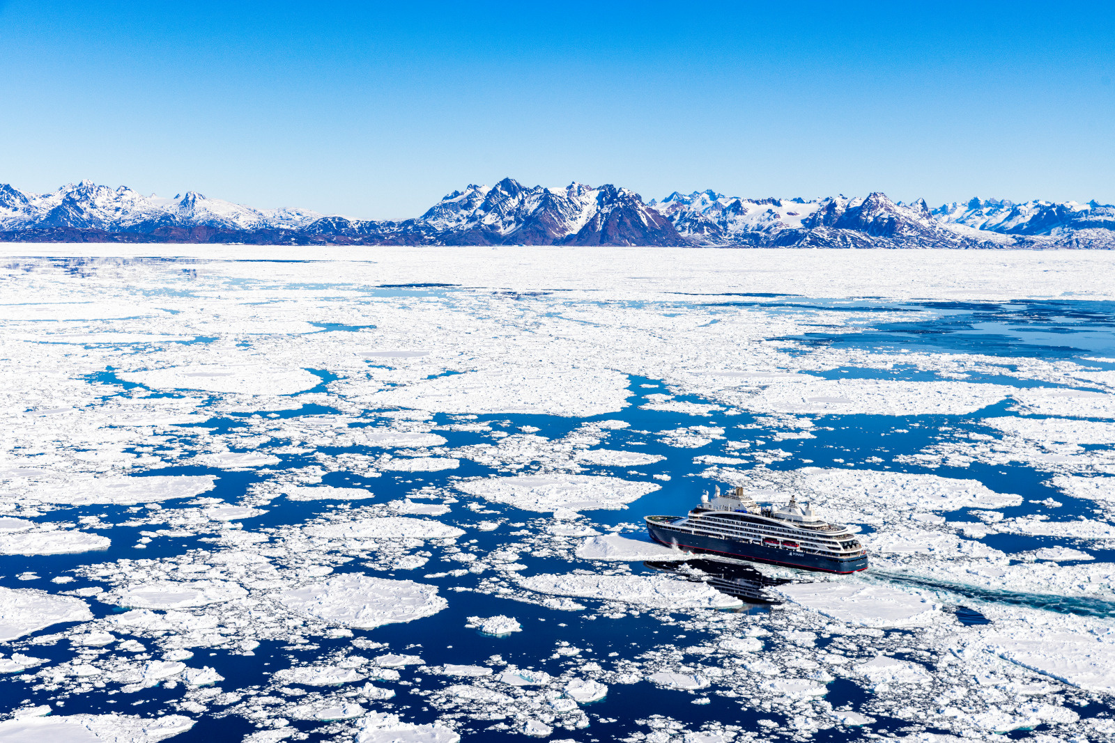 https://cll.dev.digitaltravel.network/wp-content/uploads/2026/06/034_Commandant-Charcot-_Tasiilaq©StudioPONANT_Guillaume-Robin-2.jpg